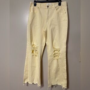 NWT Risen Distressed Jeans